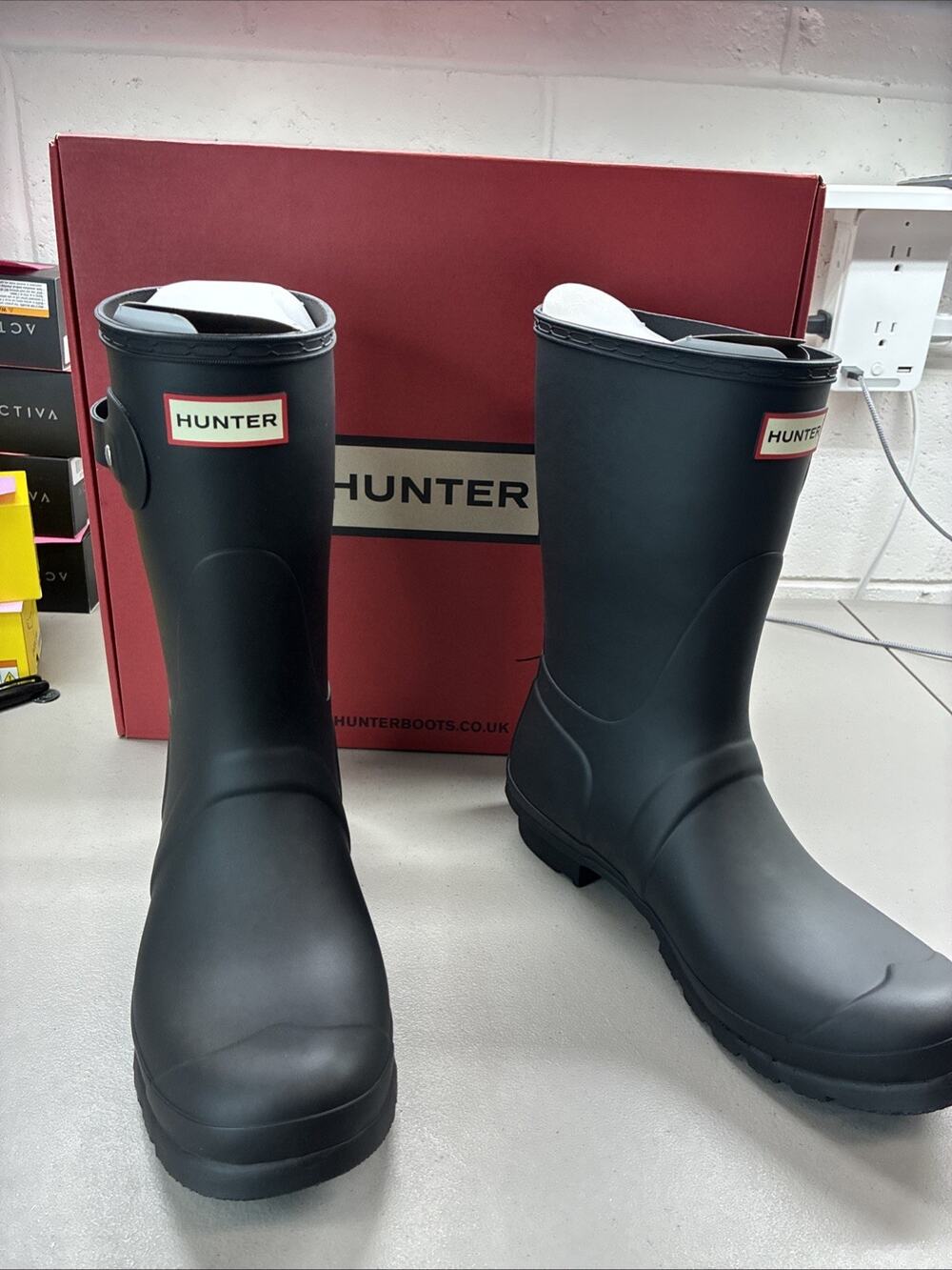 Hunter Original Women's Short Back Adjustable black Rain Boots. Size US 10 New